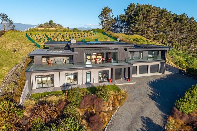 Photo of property in 80 Harakeke Road, Te Horo, Otaki, 5581