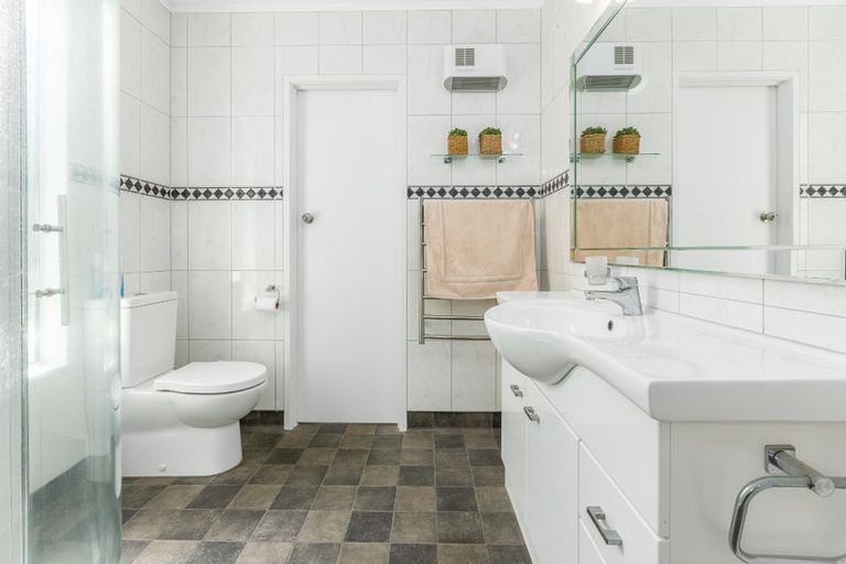 Photo of property in 1/71 Larsen Crescent, Tawa, Wellington, 5028