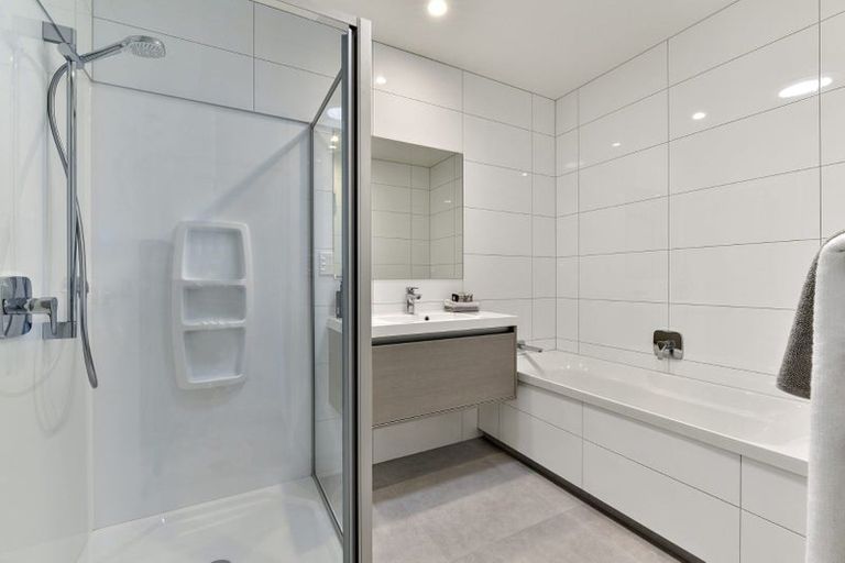 Photo of property in 7 Pepene Avenue, Takanini, 2112