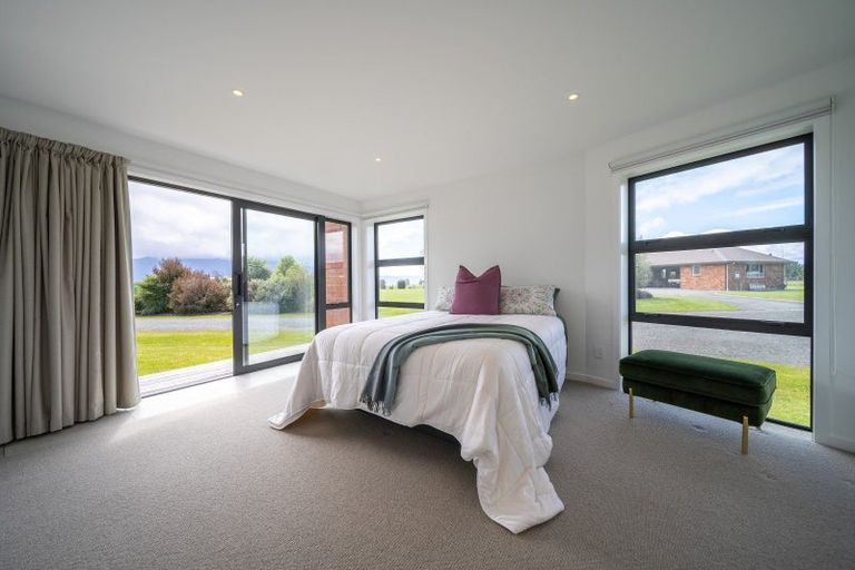 Photo of property in 35 Paton Place, Te Anau, 9600