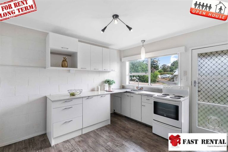 Photo of property in 2/46 Tree View Avenue, Glenfield, Auckland, 0629