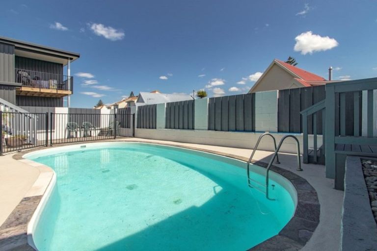 Photo of property in 6a The Esplanade, Westshore, Napier, 4110