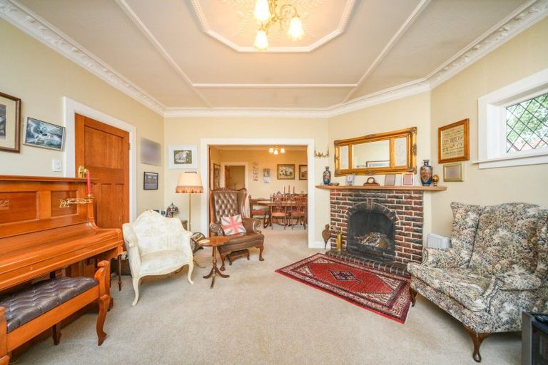 Photo of property in 34 Elmira Avenue, Hokowhitu, Palmerston North, 4410