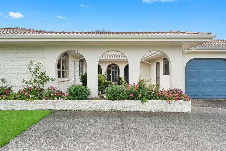 Photo of property in 51 Glen Lynne Avenue, Queenwood, Hamilton, 3210