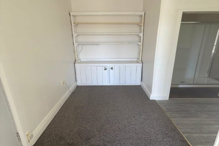 Photo of property in 22 Lawrence Street, Newtown, Wellington, 6021