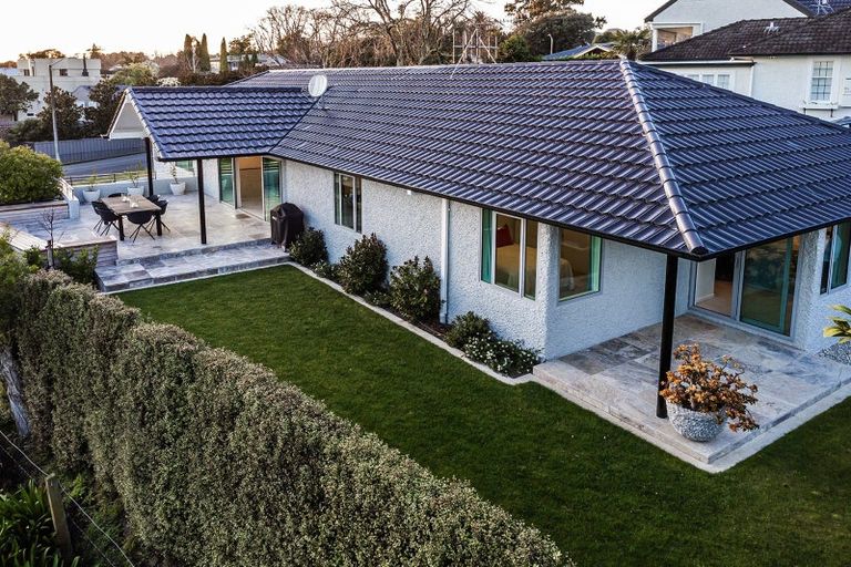 Photo of property in 54a Duart Road, Havelock North, 4130