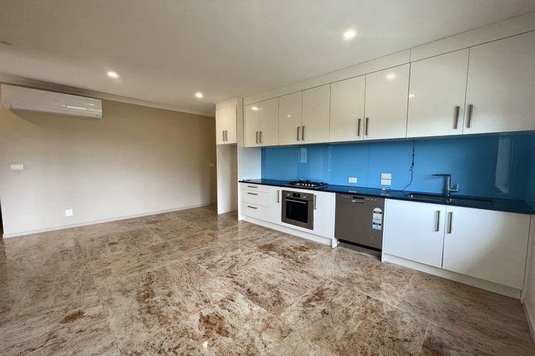 Photo of property in 245a Hill Road, The Gardens, Auckland, 2105
