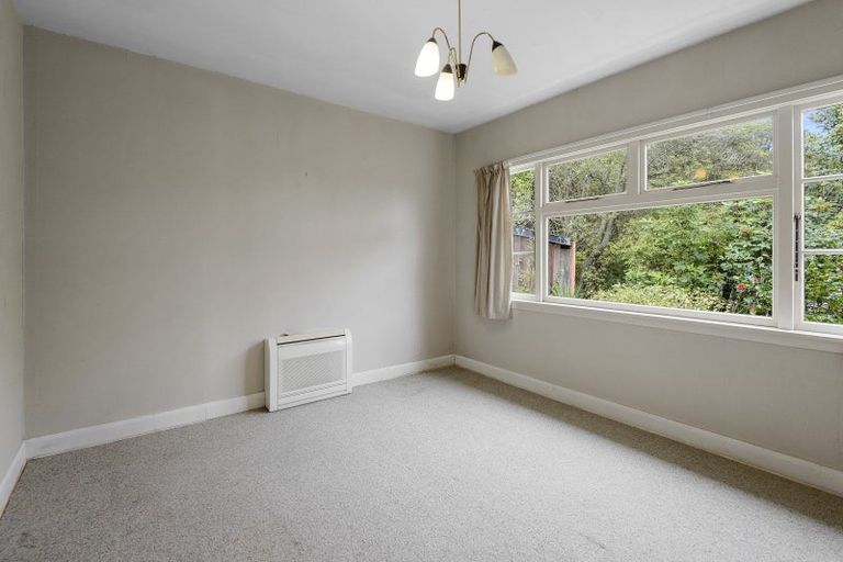 Photo of property in 74 Valley Road, Cashmere, Christchurch, 8022