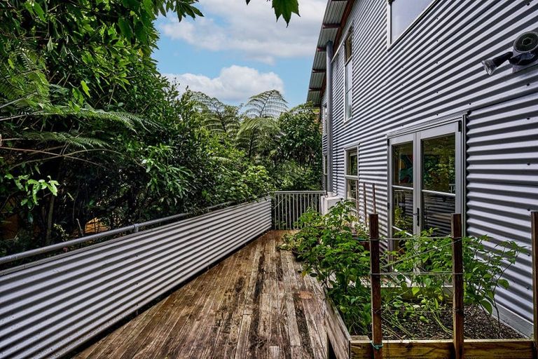 Photo of property in 67 Waikowhai Street, Ngaio, Wellington, 6035