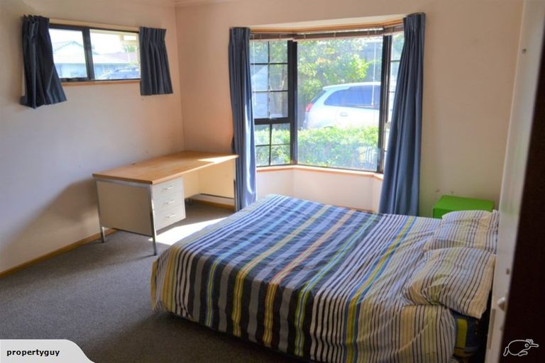 Photo of property in 16 Sayers Crescent, Ilam, Christchurch, 8041