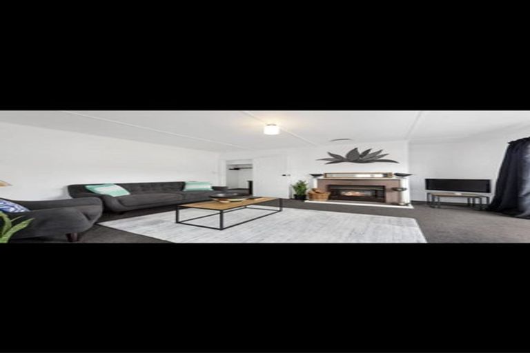 Photo of property in 1319 High Street, Taita, Lower Hutt, 5011