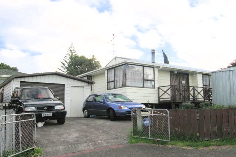 Photo of property in 31 Glen Close, Glen Eden, Auckland, 0602