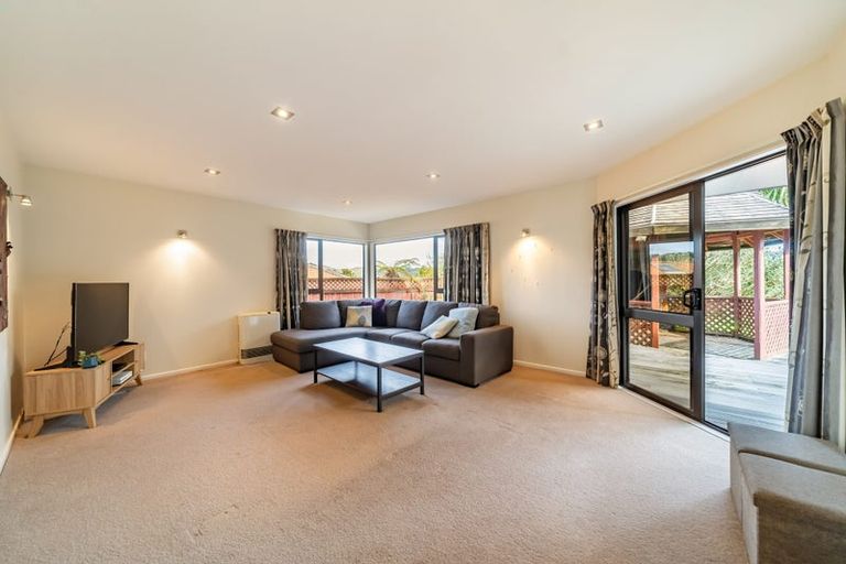 Photo of property in 9 Molyneux Close, Whitby, Porirua, 5024