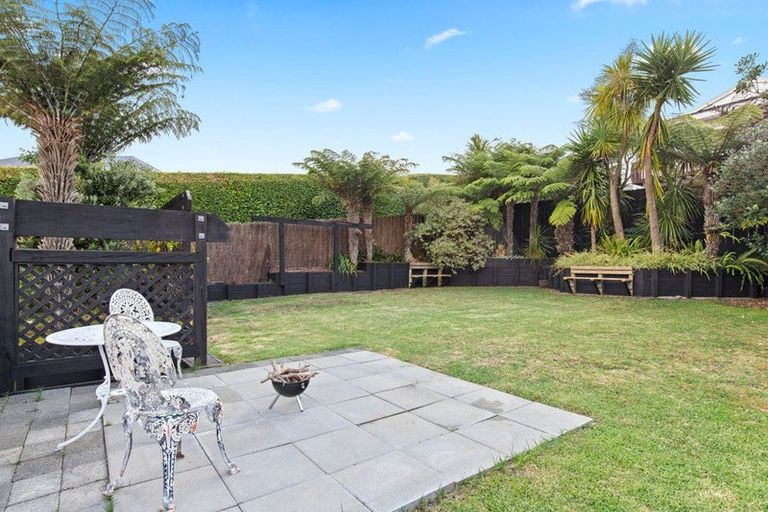 Photo of property in 41 Anzac Road, Pukekohe, 2120