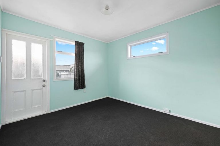 Photo of property in 12 Rosalind Street, Deanwell, Hamilton, 3206