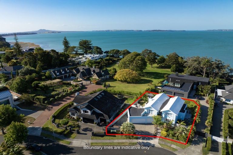 Photo of property in 34 Oceania Place, Mellons Bay, Auckland, 2014