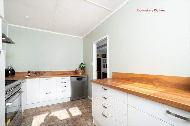 Photo of property in 58 Burns Lane, Kumeu, 0892