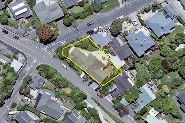 Photo of property in 65 Nicholson Road, Khandallah, Wellington, 6035