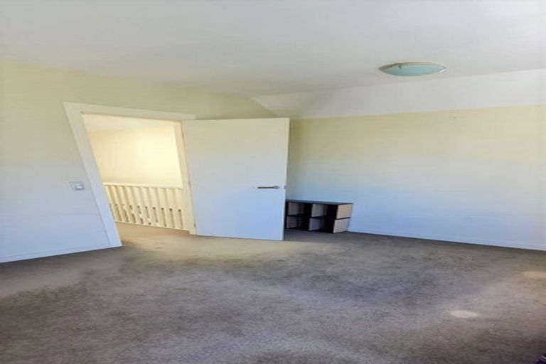 Photo of property in 3c Papawai Terrace, Mount Cook, Wellington, 6021