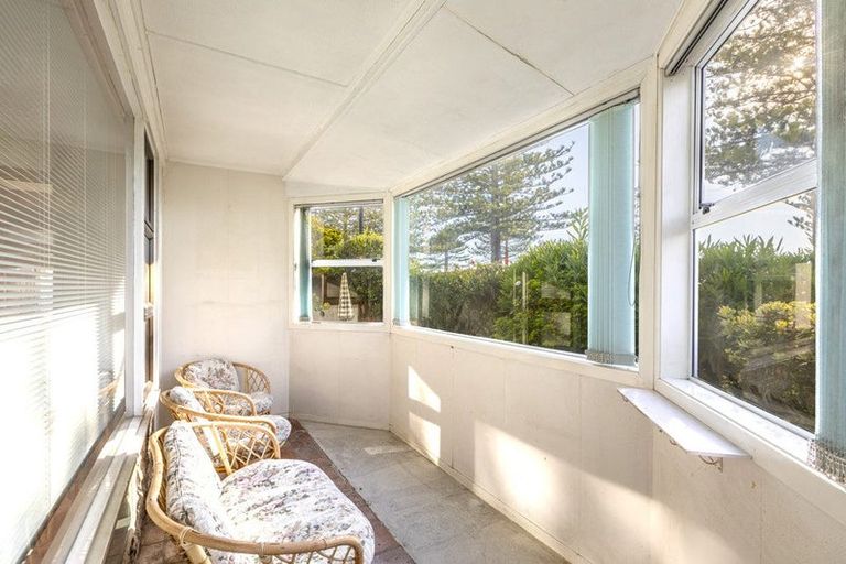 Photo of property in 619 Marine Parade, Napier South, Napier, 4110