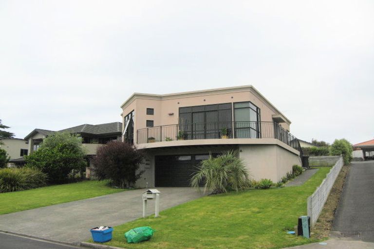 Photo of property in 10 Spinnaker Point, Manly, Whangaparaoa, 0930