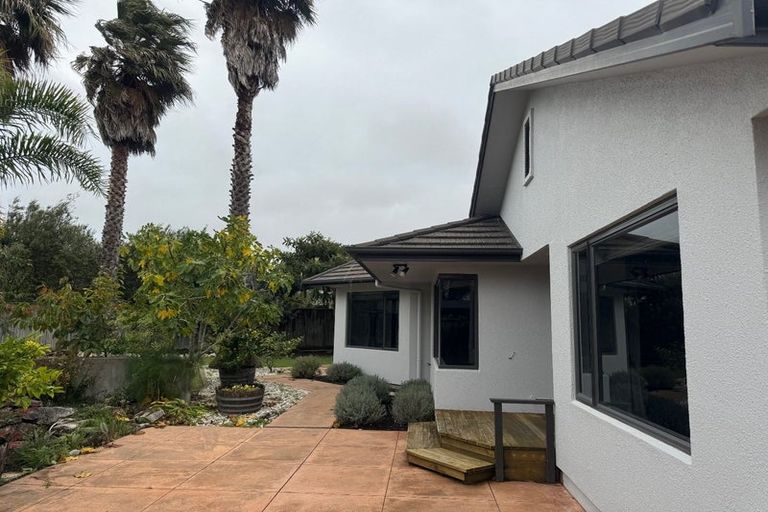 Photo of property in 1 Washington Place, Havelock North, 4130