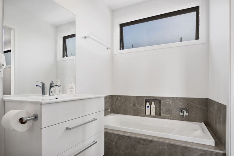 Photo of property in 6 Huanui Close, Papamoa Beach, Papamoa, 3118