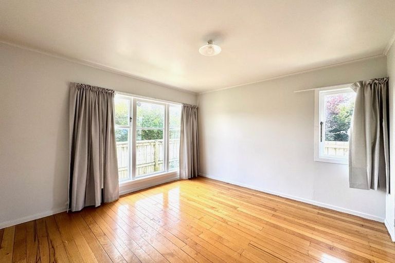 Photo of property in 5 Bolton Place, Otara, Auckland, 2023