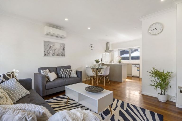 Photo of property in 4112/110 East Coast Road, Forrest Hill, Auckland, 0620