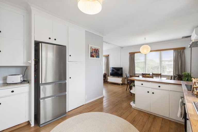 Photo of property in 16 Tawa Street, Levin, 5510