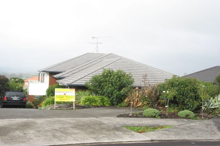 Photo of property in 16 Pat O'connor Place, Manurewa, Auckland, 2105