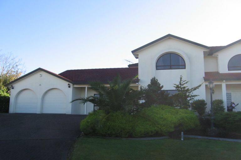 Photo of property in 16 Searidge Rise, West Harbour, Auckland, 0618