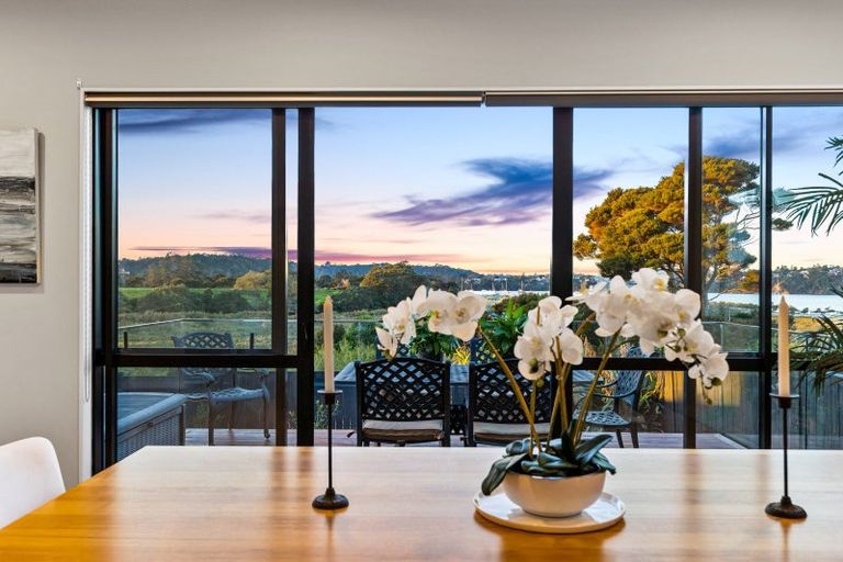 Photo of property in 28 Tai Crescent, Hobsonville, Auckland, 0616