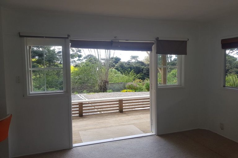 Photo of property in 18 Crows Road, Swanson, Auckland, 0614