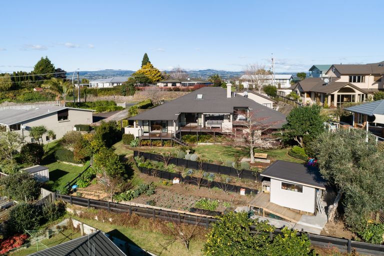 Photo of property in 187 Cambridge Road, Bethlehem, Tauranga, 3110