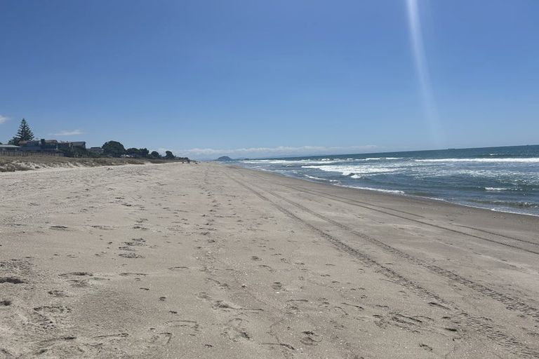 Photo of property in 716a Papamoa Beach Road, Papamoa Beach, Papamoa, 3118