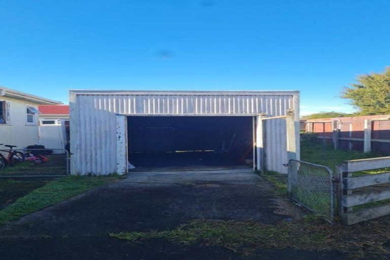 Photo of property in 34 Titoki Street, Castlecliff, Whanganui, 4501