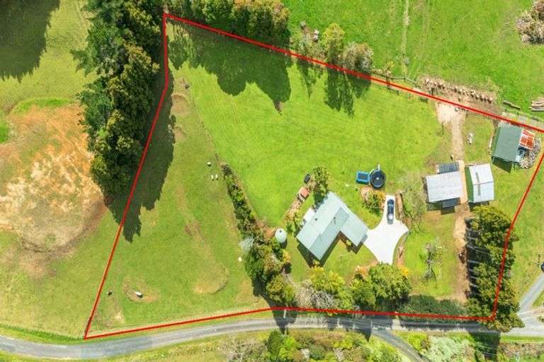 Photo of property in 83a Odey Road, Whakamarama, 3179