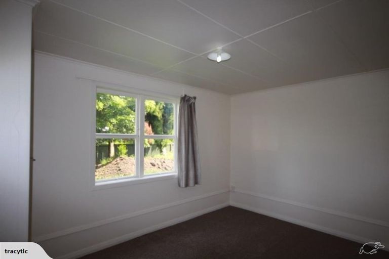 Photo of property in 6 Lee Road, Hannahs Bay, Rotorua, 3010