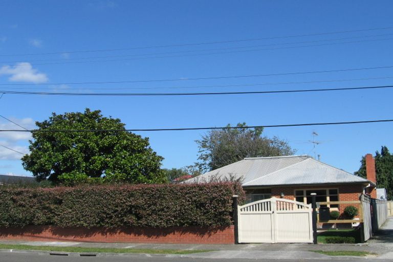 Photo of property in 28 Melrose Street, Wallaceville, Upper Hutt, 5018