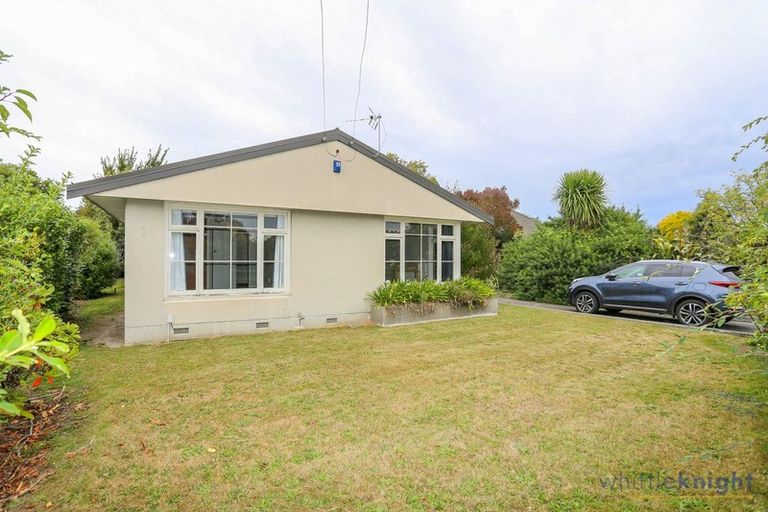 Photo of property in 11 Rountree Street, Upper Riccarton, Christchurch, 8041