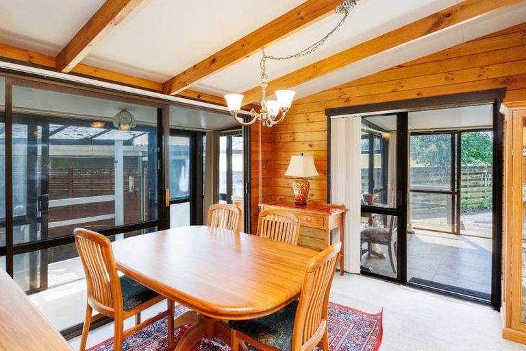 Photo of property in 1 Peter Hall Drive, Kelvin Grove, Palmerston North, 4414