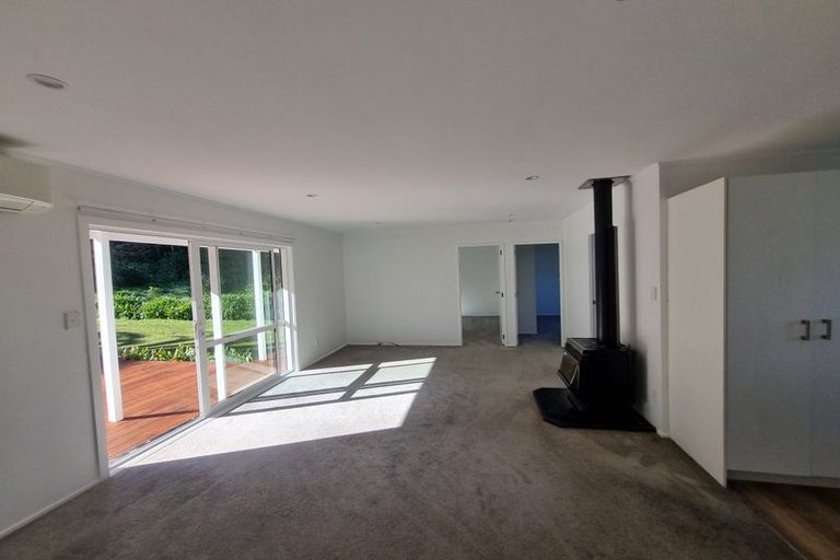 Photo of property in 388 Muriwai Road, Waimauku, 0881