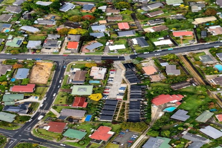 Photo of property in 36 Wharara Lane, Massey, Auckland, 0614