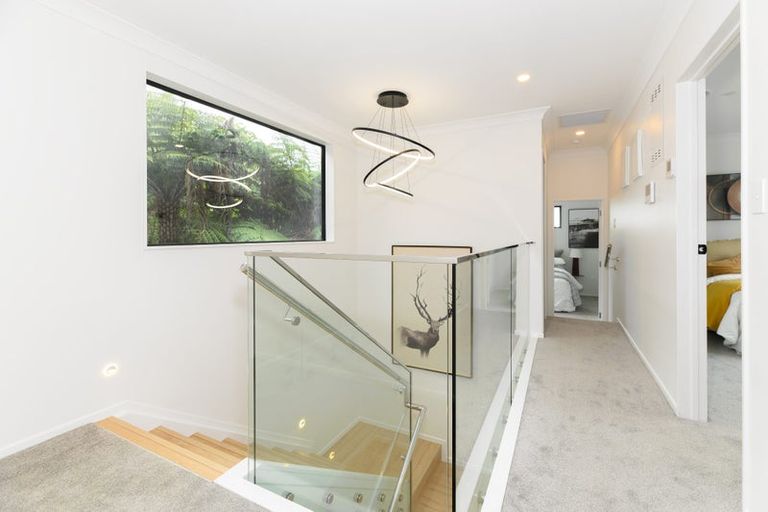 Photo of property in 1/11a Falstone Lane, Browns Bay, Auckland, 0630