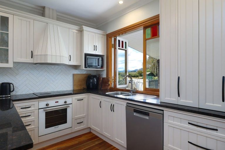 Photo of property in 132 Whitby Road, Wakefield, 7025