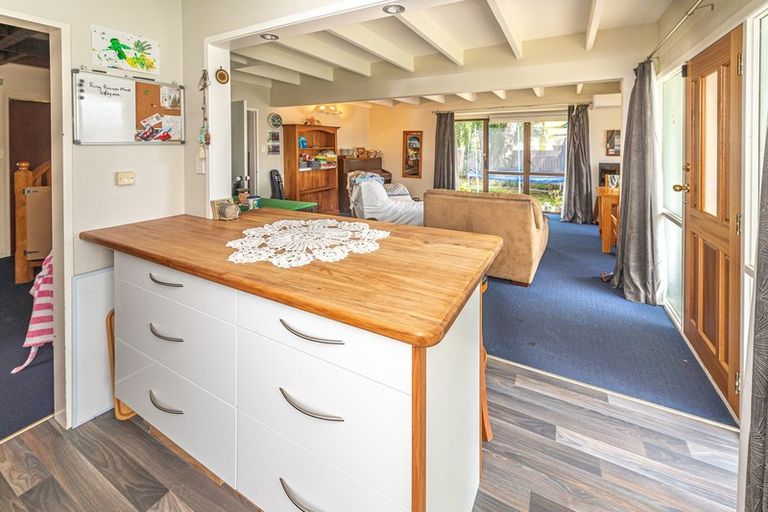 Photo of property in 11 Cypress Place, Aramoho, Whanganui, 4500