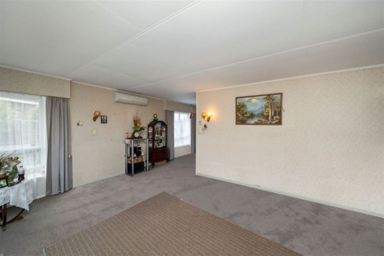 Photo of property in 23 Davidson Street, Hawera, 4610