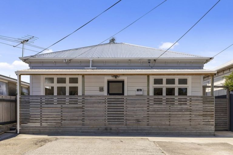 Photo of property in 18 Richmond Street, Petone, Lower Hutt, 5012
