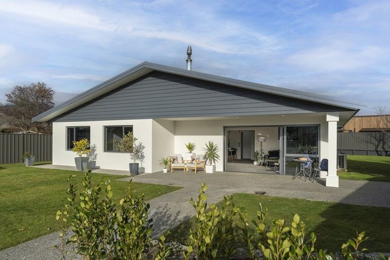 Photo of property in 11 Clare Place, Cromwell, 9310